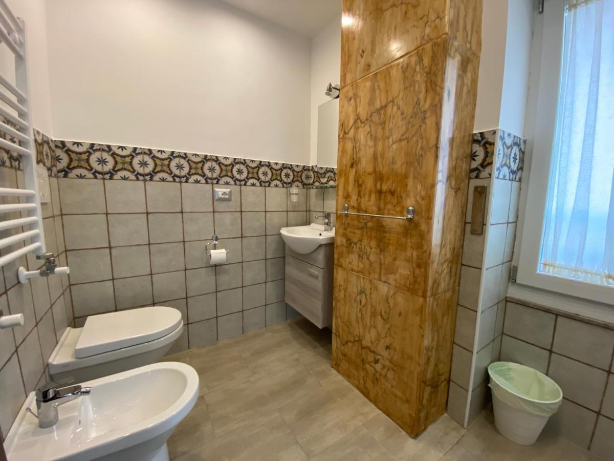 B&B Catania Centro - Charme & More Ngoại thất bức ảnh